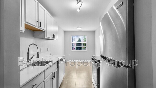 Photo - 4414 Trumbull St Unit 2