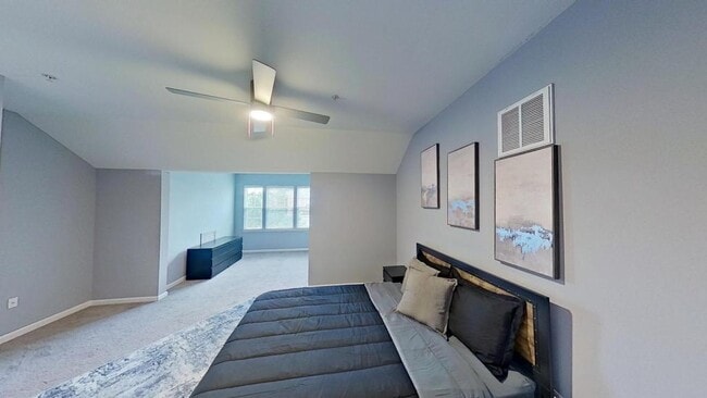 Photo - 2 Mustang Dr