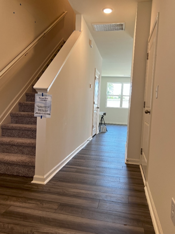 Photo - 123 N Chubb Rdg