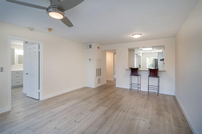 Photo - 2411 Gallery View Dr Unit #5