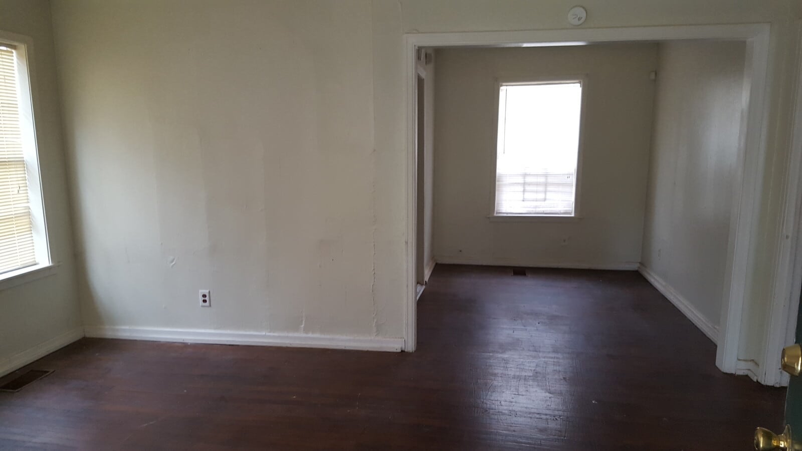 Photo - 370 Lea Cir