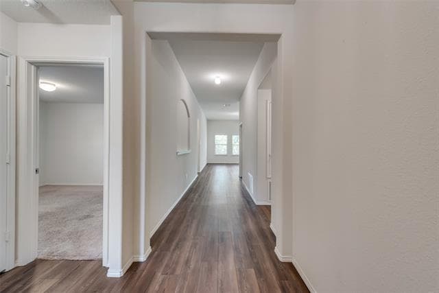 Photo - 1540 Acmite Ave