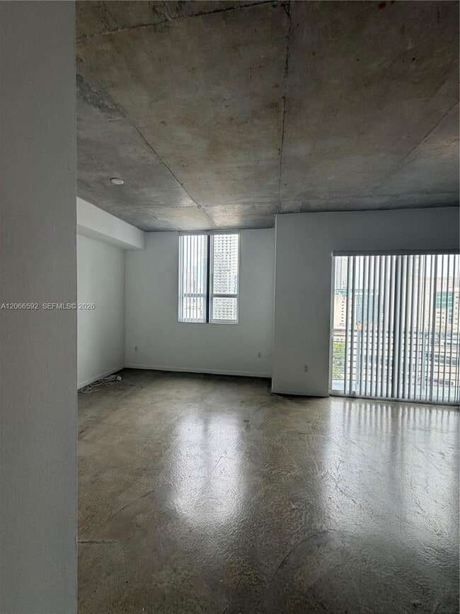 Photo - 234 NE 3rd St Unidad 1603