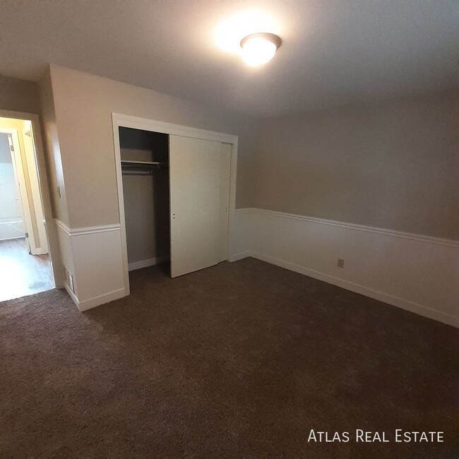 Photo - 1809 Eagle View Dr Apartment Unit 4