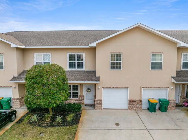 Updated townhome in Fort Walton Beach! - Updated townhome in Fort Walton Beach!