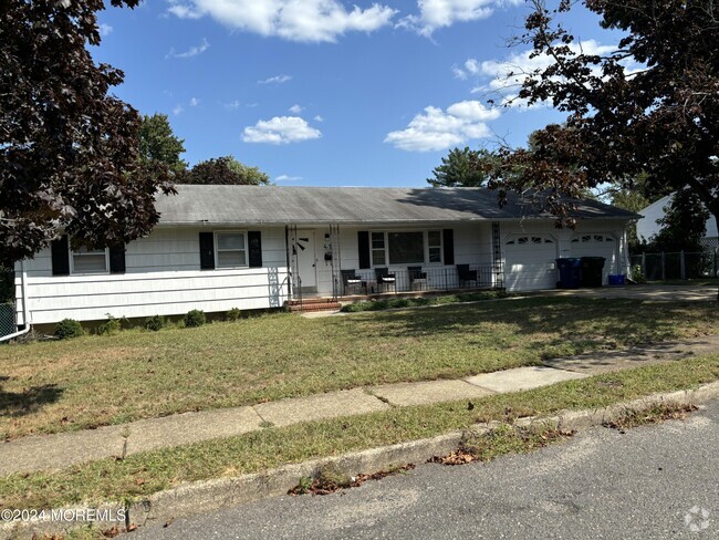 Building Photo - 41 Heath Ave Rental