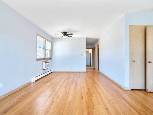 Photo - 735 N Northwest Hwy Unidad 2