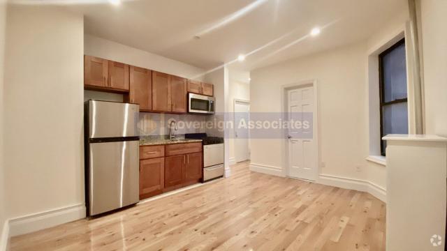 Building Photo - 1 bedroom in New York NY 10040 Unit 212 Rental