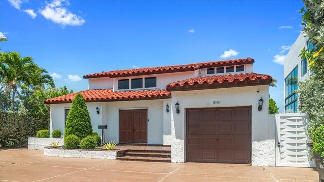 Photo - 7536 W Treasure Dr