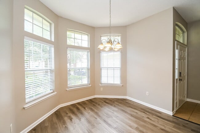 Photo - 3949 Leatherwood Dr