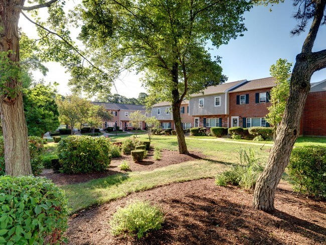 Photo - Tammy Brook Apartments