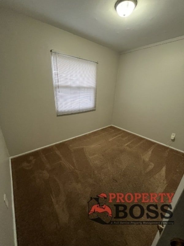 Photo - 5500 E 13th Pl