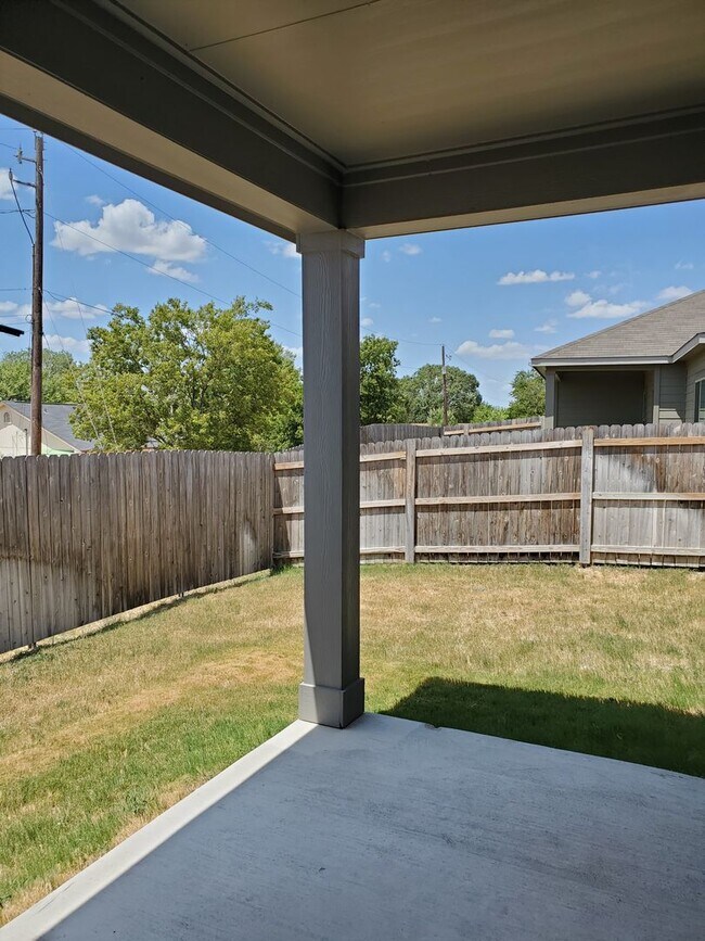 Photo - Garland Unit 1214