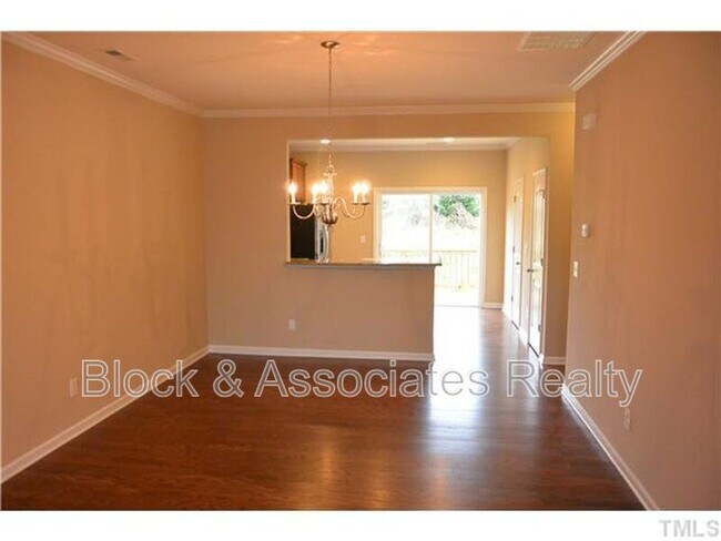 Photo - 5009 Lalex Ln