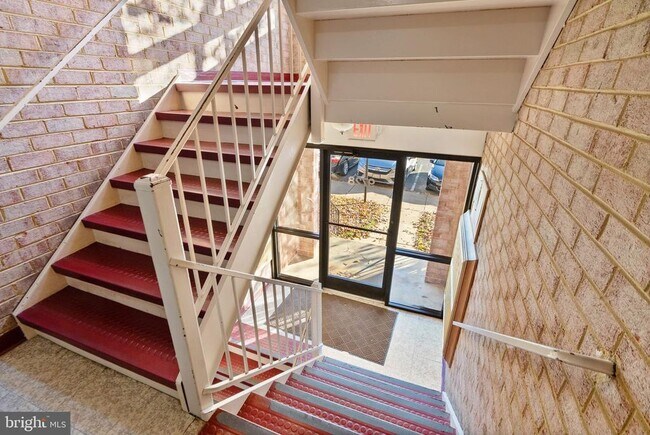 Photo - 9728 Kingsbridge Dr Unidad 302