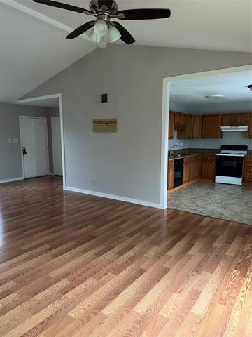 Photo - 505 Pico St