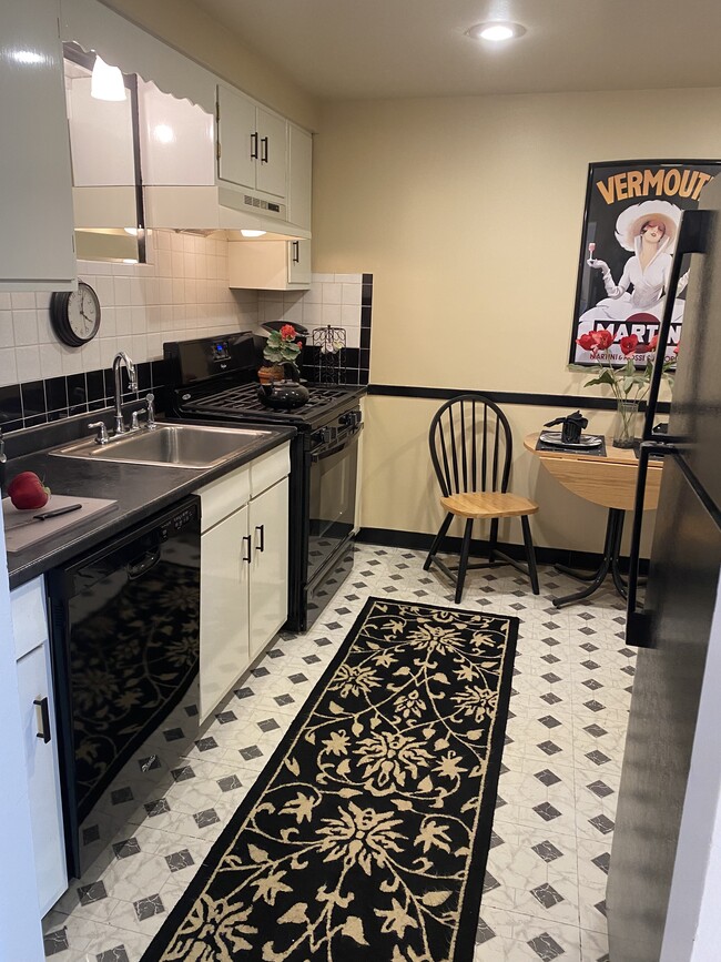 Beechwood Manor Apartments