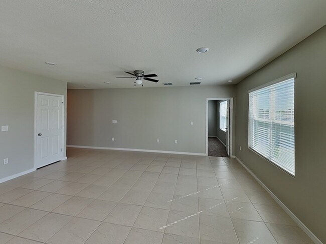 Photo - 1660 Aspen Ave