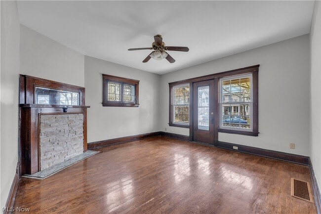 Photo - 3820 Riverside Ave Unit 2