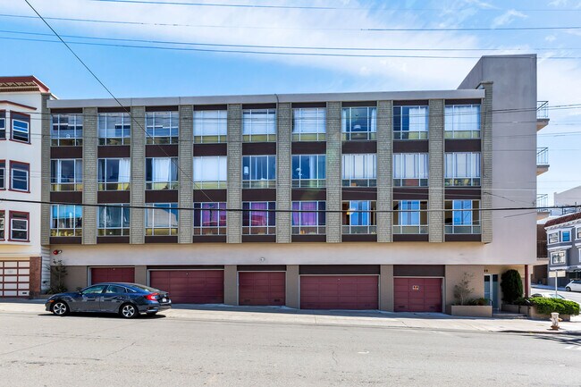 Building Photo - 1599 Green