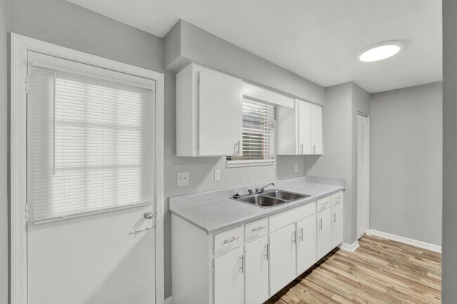 Photo - ***Cute 2 Bedroom Apartment in Orange City*** Unidad 902-D