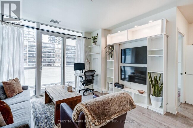 Photo - 101 Erskine Ave Unit 1508