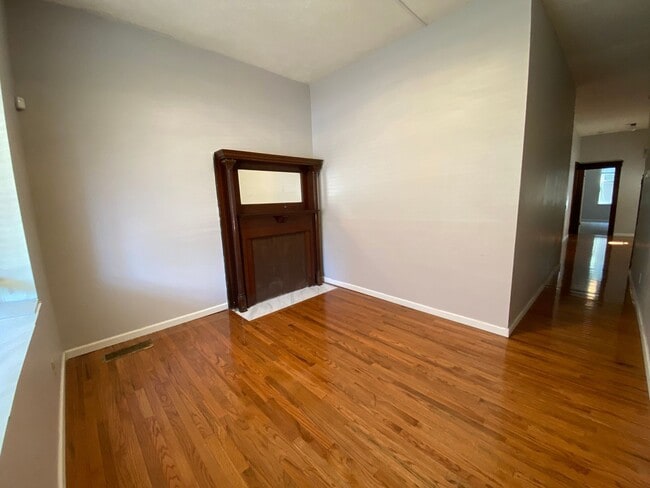 Photo - 55 Parker St Unidad Single Family