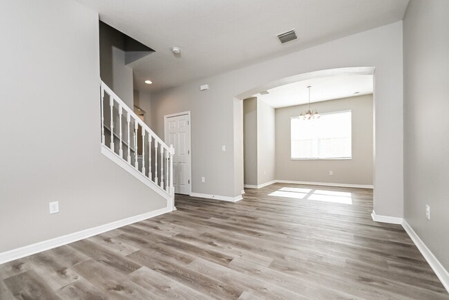 Photo - 906 Windton Oak Dr