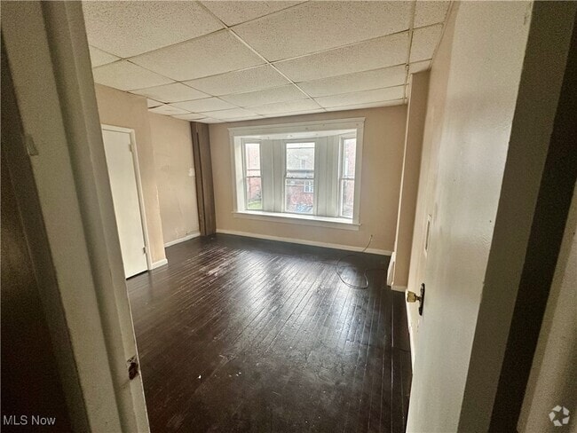 Building Photo - 53 S Balch St Unit 55 Down Rental