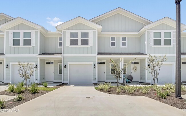 Photo - 7590 Shadow Lake Dr Townhome