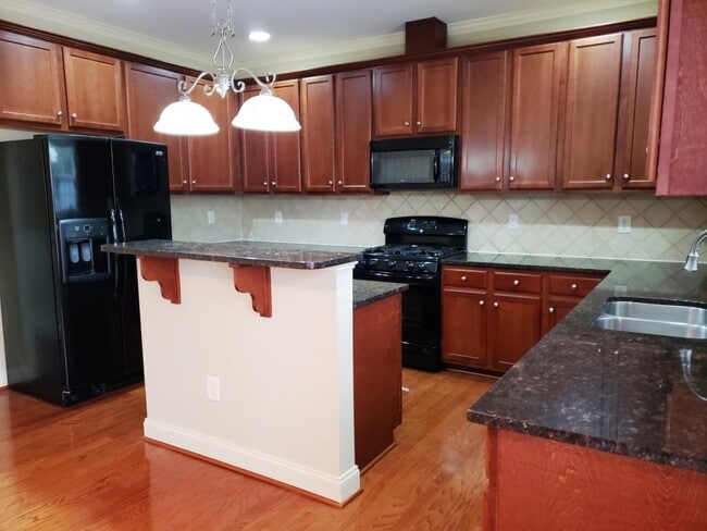 kitchen with granite and full appliances - 120 Thistle Top Trl