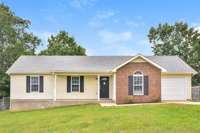 Building Photo - 535 Wildwood Dr