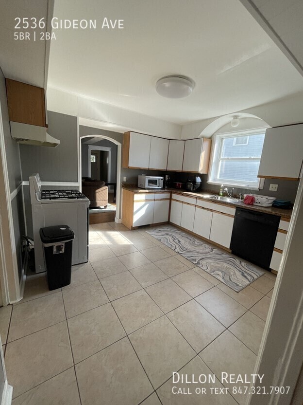 Photo - 2536 Gideon Ave