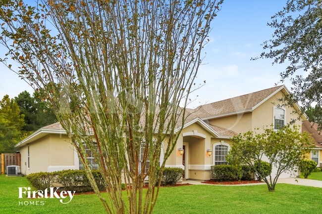 Photo - 2447 Royal Pointe Dr