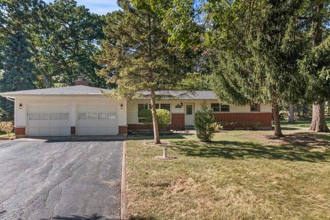 Building Photo - 36332 N Hawthorne Ln Rental