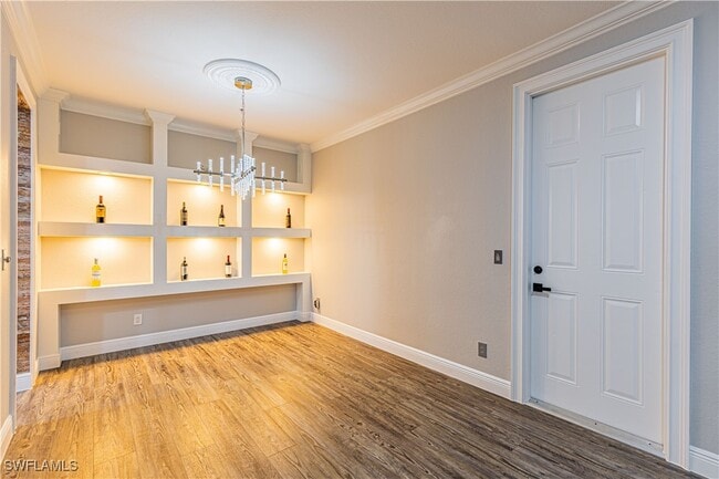 Photo - 1330 Mariposa Cir