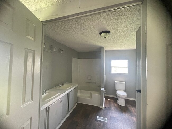 Photo - 3 BR 2 Bath 1,280 sq ft singlewide mobile ...