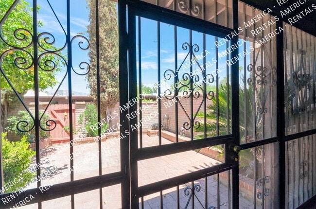 Photo - 7831 E Lester St