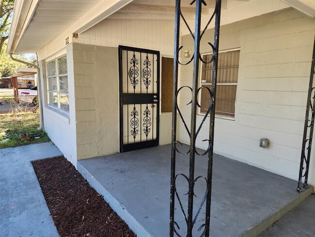 Photo - 3904 W Walnut St