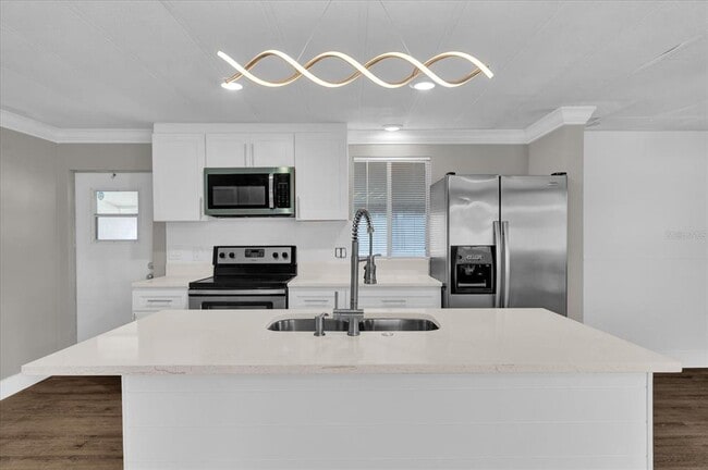 Photo - 947 Marcy Dr