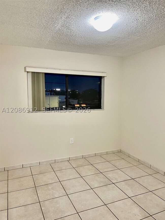 Photo - 5825 W 25th Ct Unit 311