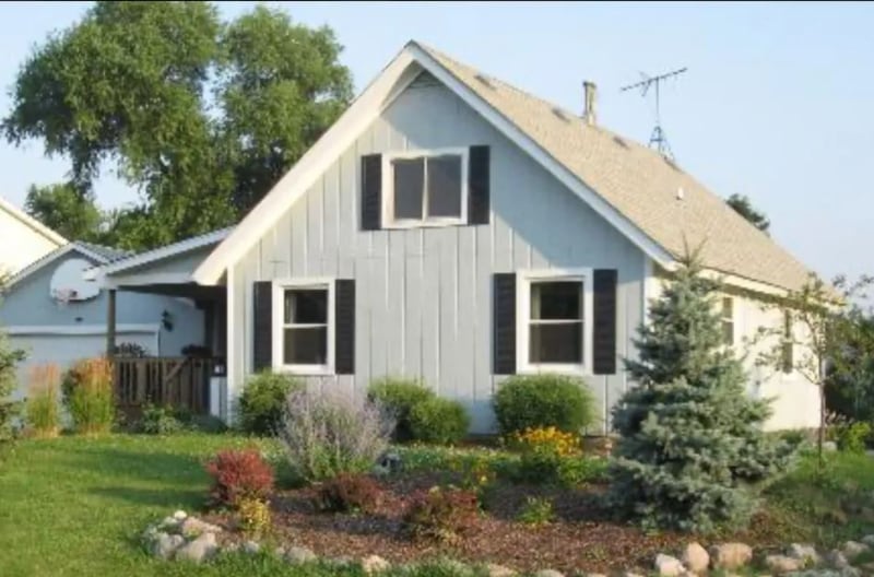 Photo - 195 Tollview Terrace