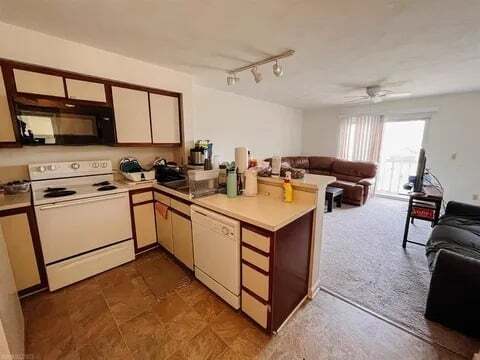 Photo - 1440 Seneca Dr House