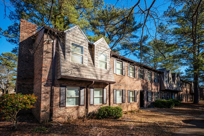 Building Photo - 1501 Charter East Cir Unit The Dogwood Rental