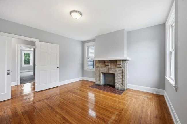 Photo - 1762 Williams Ave