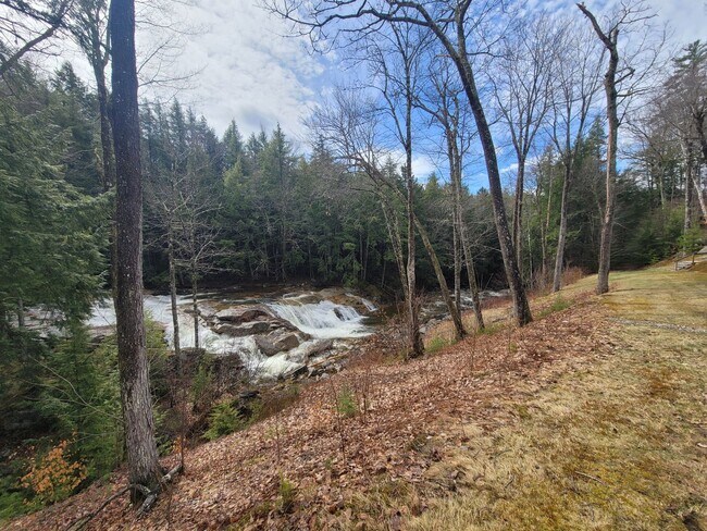 Photo - 6 month SUMMER SEASONAL on the River - $500 DISCOUNT!! - $2400/mo 2 bed 2 bath available now!
