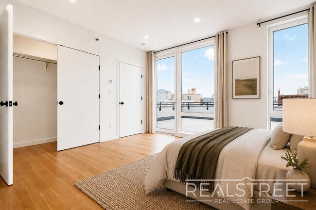 Photo - Sun-Filled Penthouse Duplex with Massive Private Terrace & Bonus Storage Room Unidad 4D