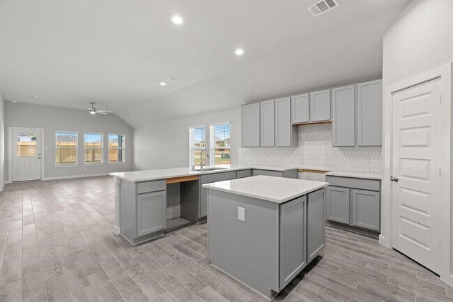 Photo - 5630 Silverleaf Oak Ln