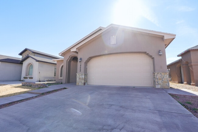 Photo - 14664 Igor Kaleri Ave