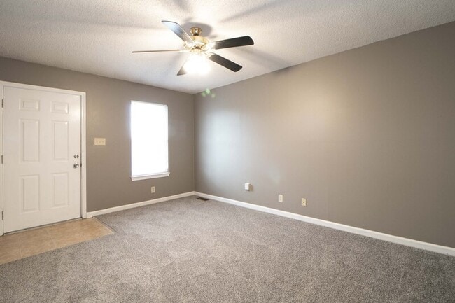 Photo - 924 Van Buren Ave